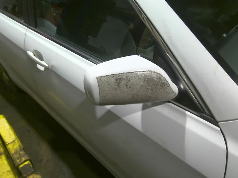 2011 Toyota Camry WHITE Photo 13