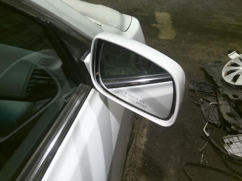 2011 Toyota Camry WHITE Photo 14