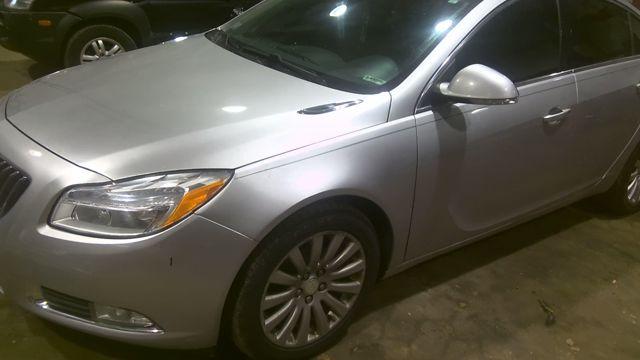2012 Buick Regal SILVER Photo 9