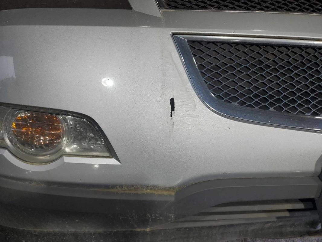 2012 Chevrolet Traverse SILVER Photo 3