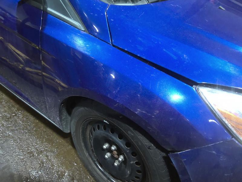 2012 Ford Focus BLUE Photo 4