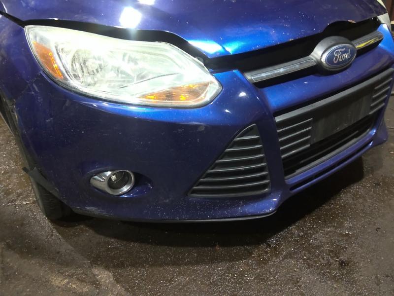 2012 Ford Focus BLUE Photo 6
