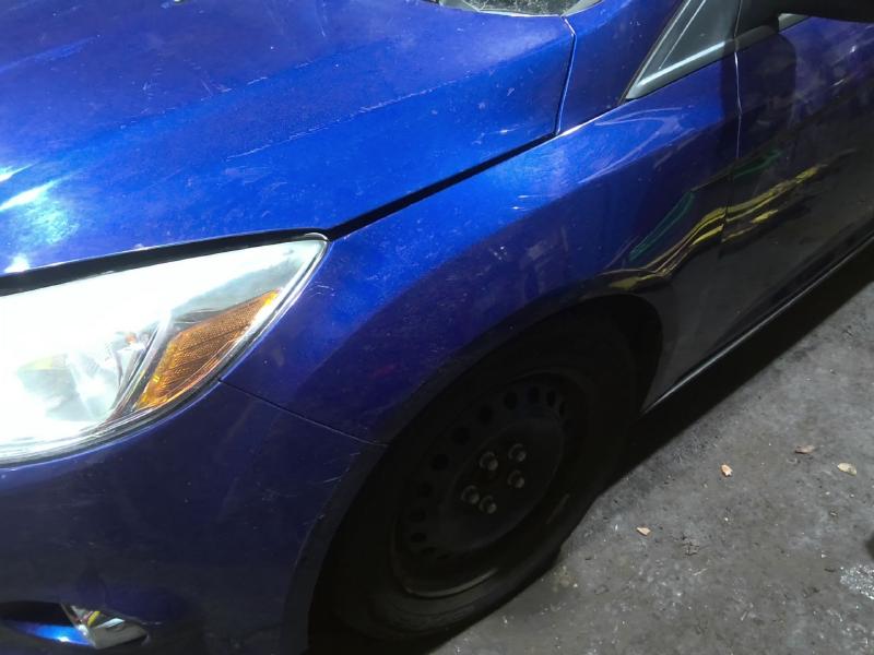 2012 Ford Focus BLUE Photo 8