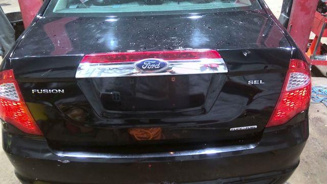 2012 Ford Fusion BLACK Photo 11