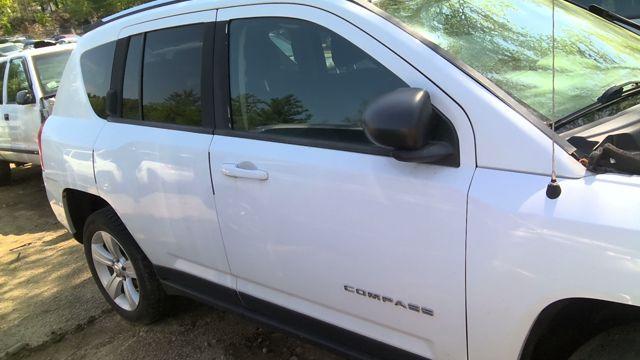 2012 Jeep Compass WHITE Photo 6