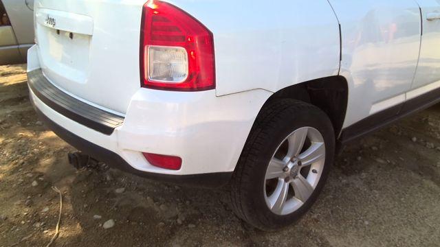 2012 Jeep Compass WHITE Photo 11