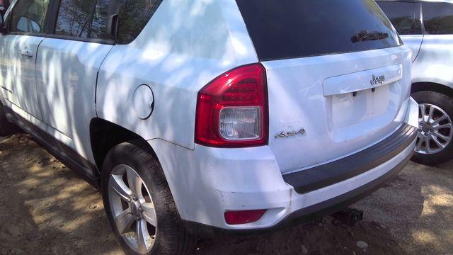 2012 Jeep Compass WHITE Photo 15