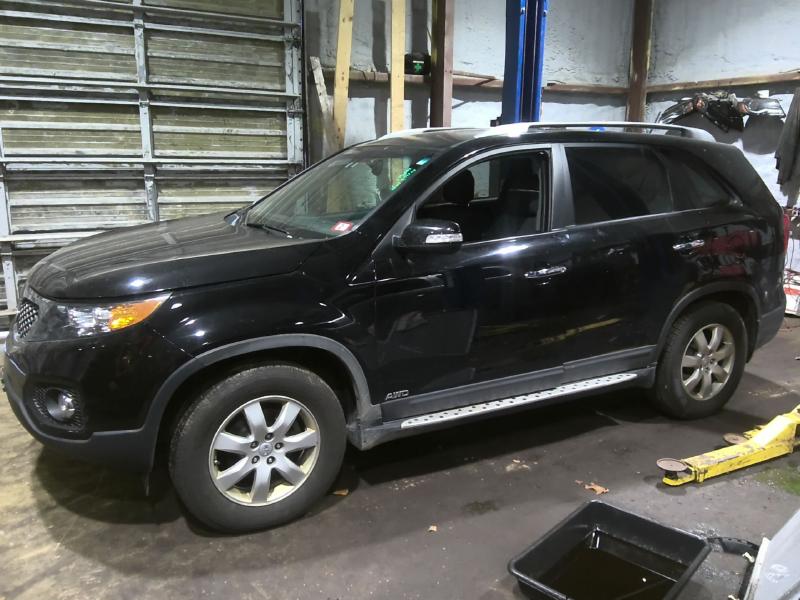 2012 Kia Sorento BLACK Photo 3