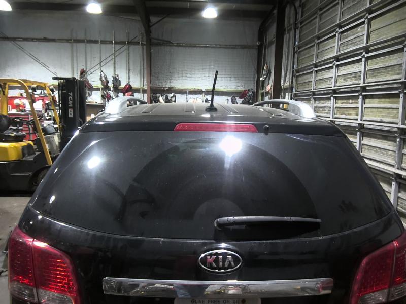 2012 Kia Sorento BLACK Photo 8