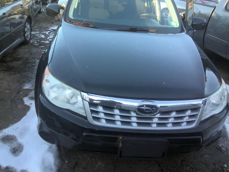 2012 Subaru Forester BLACK Photo 6