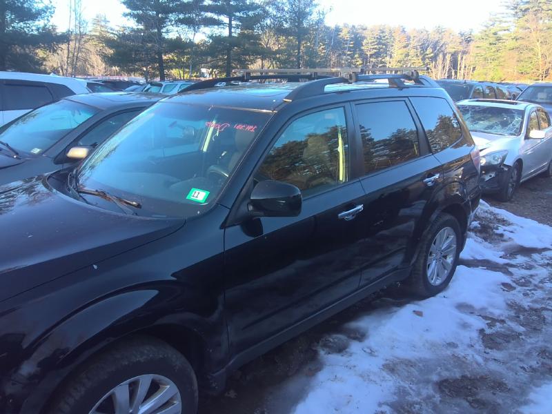 2012 Subaru Forester BLACK Photo 9