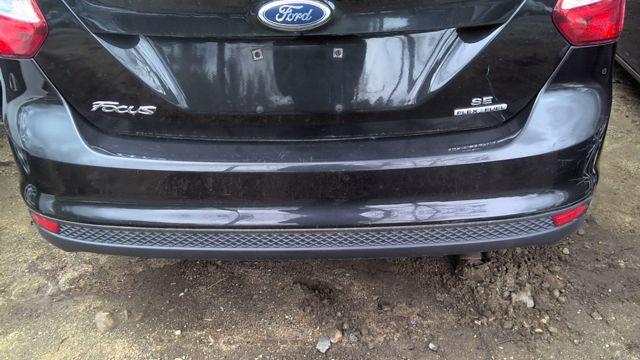 2013 Ford Focus BLACK Photo 2