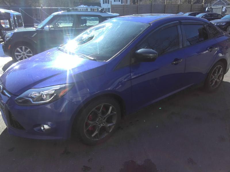 2013 Ford Focus BLUE Photo 3