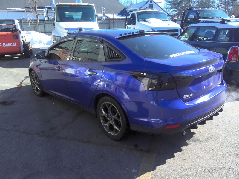 2013 Ford Focus BLUE Photo 4