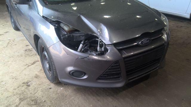 2013 Ford Focus GRAY Photo 2