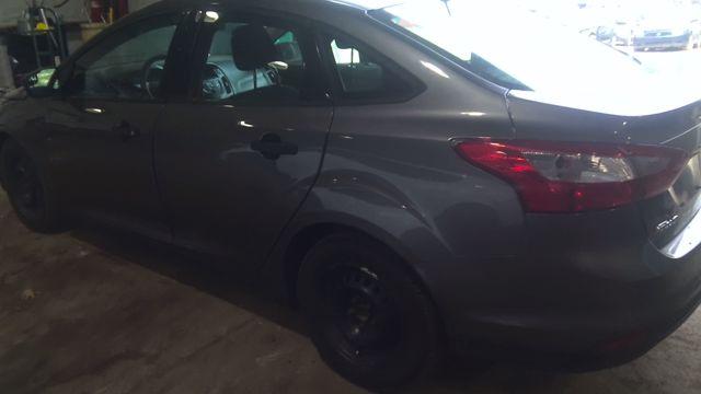 2013 Ford Focus GRAY Photo 11