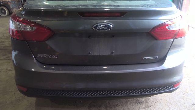 2013 Ford Focus GRAY Photo 13
