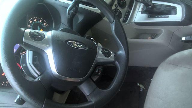 2013 Ford Focus SILVER Photo 4