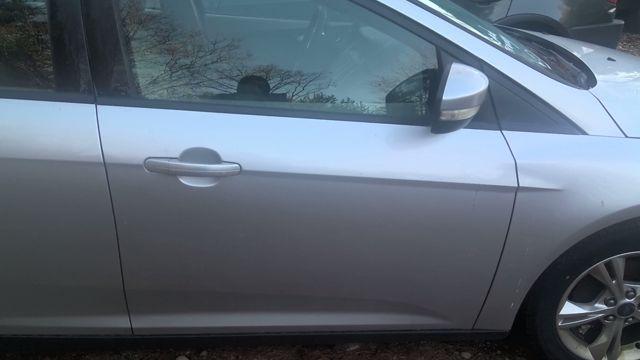 2013 Ford Focus SILVER Photo 10