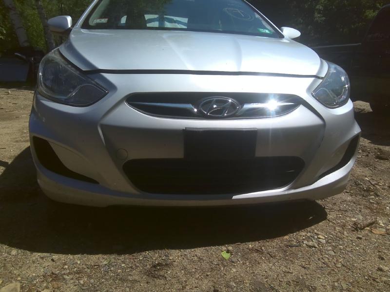 2013 Hyundai Accent SILVER Photo 5