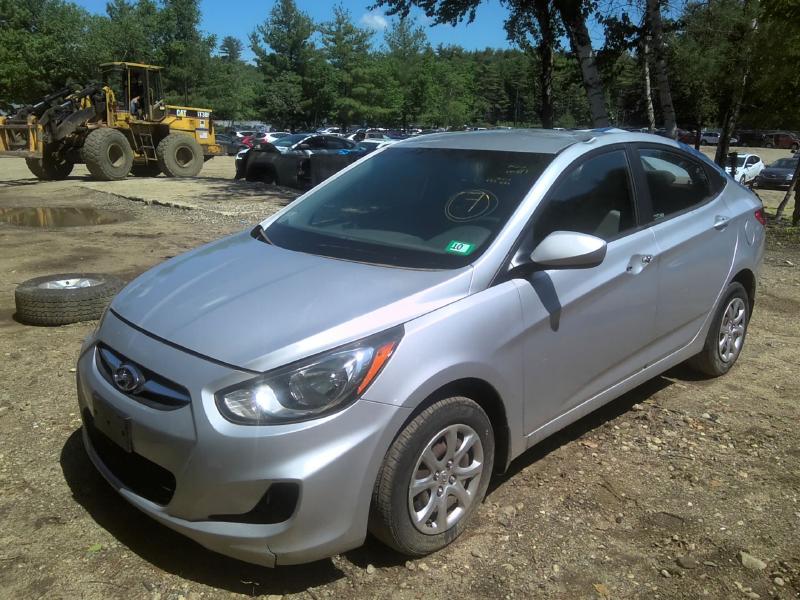 2013 Hyundai Accent SILVER Photo 7