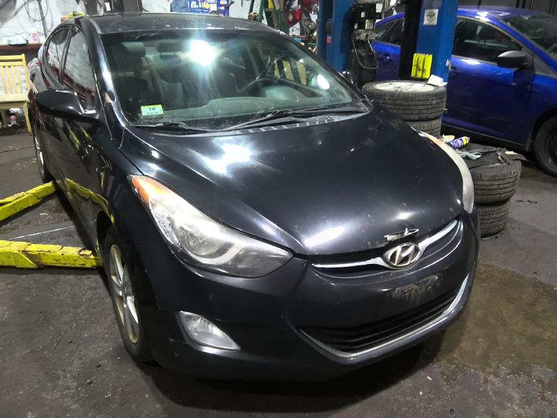 2013 Hyundai Elantra BLACK Photo 3