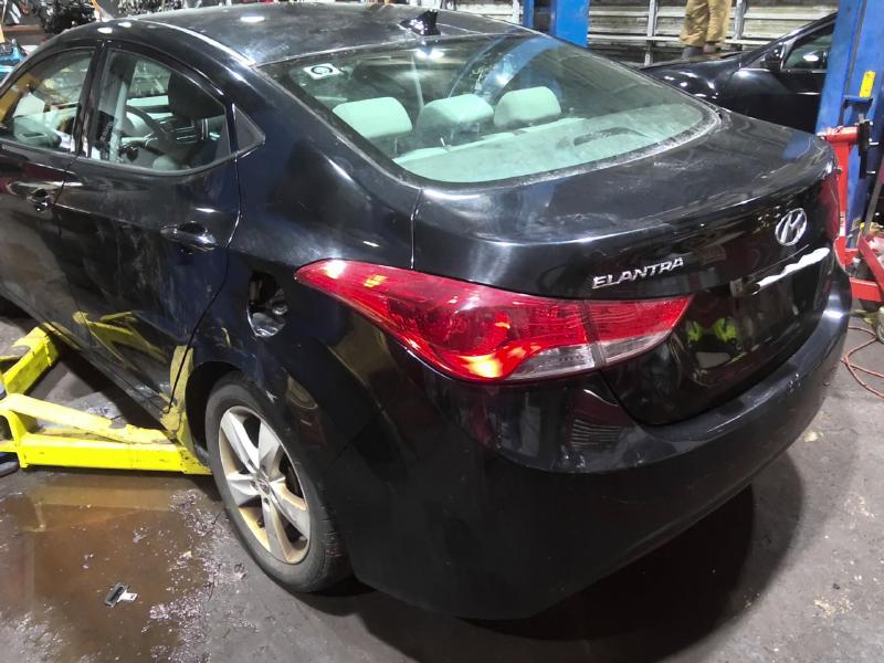 2013 Hyundai Elantra BLACK Photo 14
