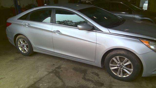 2013 Hyundai Sonata SILVER Photo 2