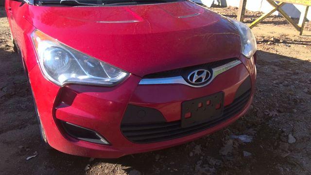 2013 Hyundai Veloster RED Photo 5