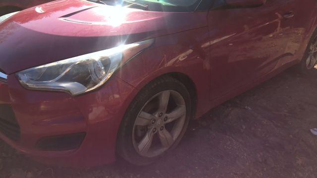 2013 Hyundai Veloster RED Photo 10