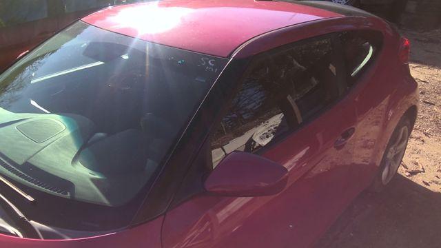 2013 Hyundai Veloster RED Photo 12