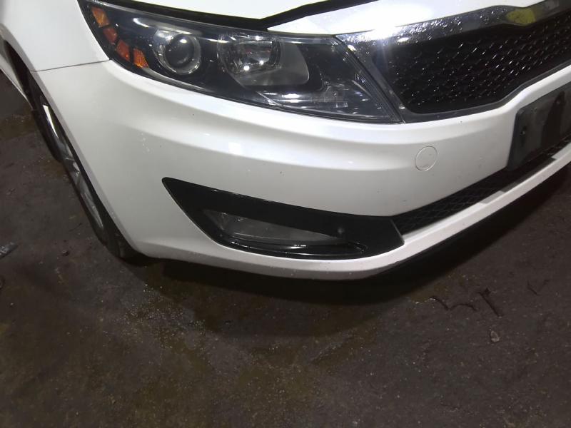 2013 Kia Optima WHITE Photo 13