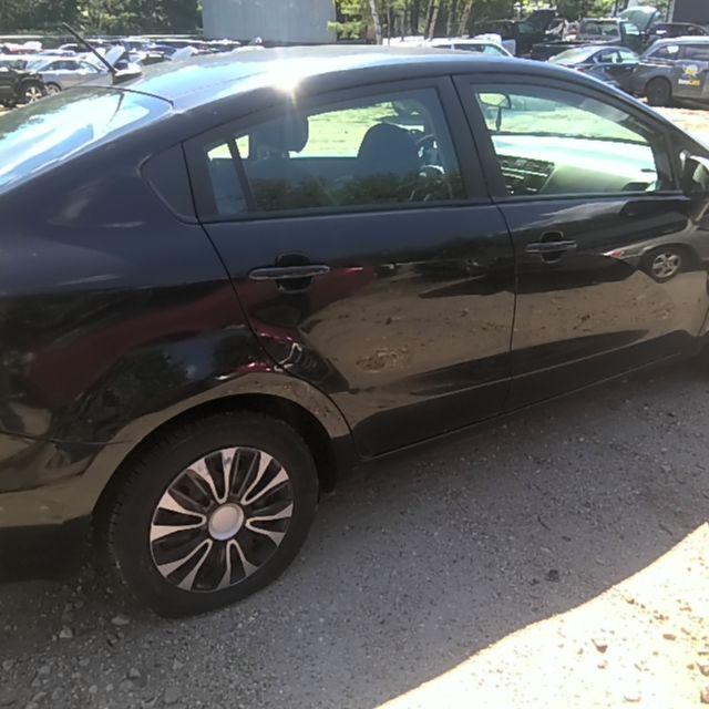 2013 Kia Rio BLACK Photo 11