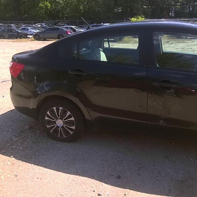 2013 Kia Rio BLACK Photo 12