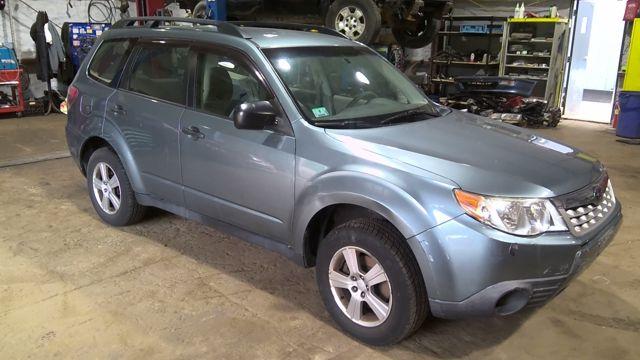 2013 Subaru Forester LIGHT BLUE Photo 2