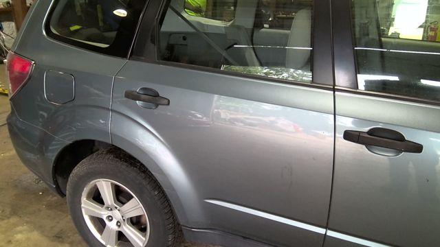 2013 Subaru Forester LIGHT BLUE Photo 4