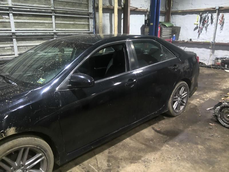 2013 Toyota Camry BLACK Photo 9