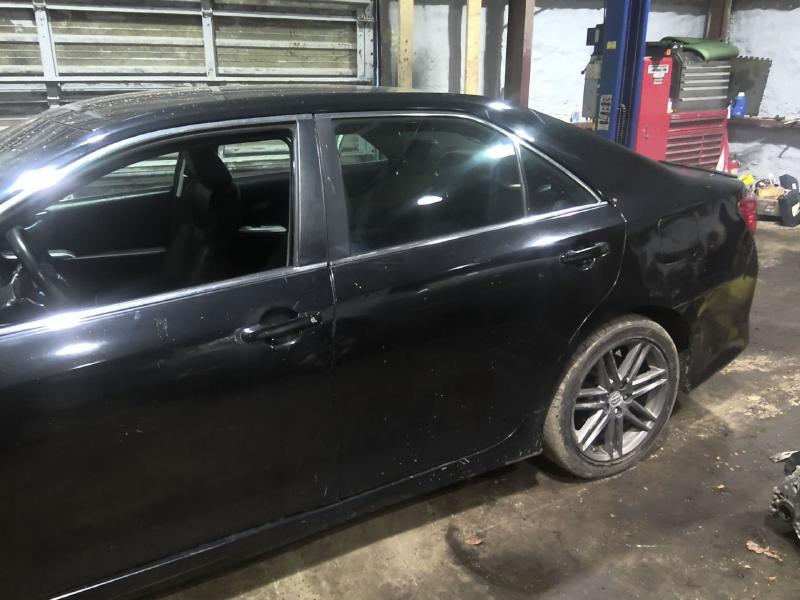 2013 Toyota Camry BLACK Photo 11