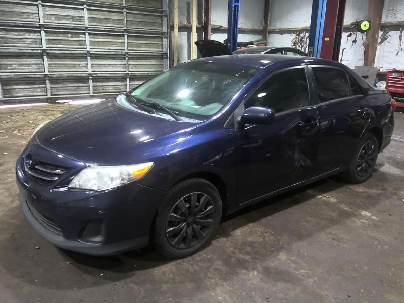 2013 Toyota Corolla DARK BLUE Photo 3