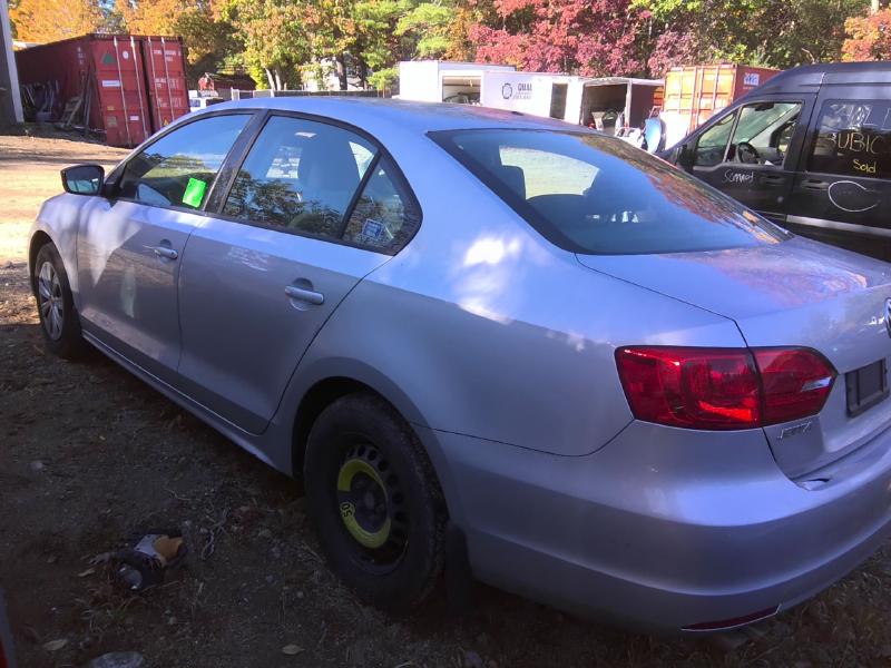 2013 Volkswagen Jetta SILVER Photo 3