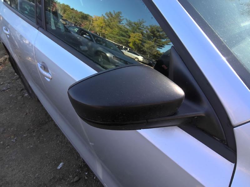 2013 Volkswagen Jetta SILVER Photo 15