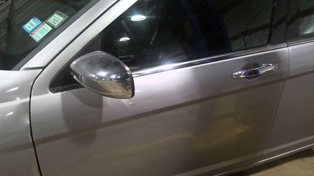 2014 Chrysler 200 SILVER Photo 14