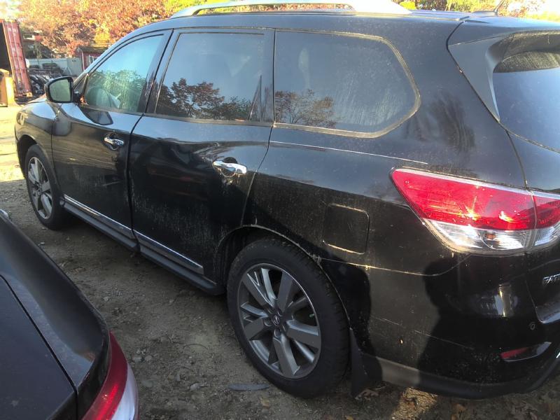 2014 Nissan Pathfinder BLACK Photo 5