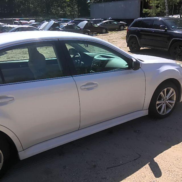 2014 Subaru Legacy WHITE Photo 15
