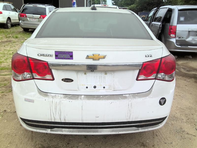 2015 Chevrolet Cruze WHITE Photo 9
