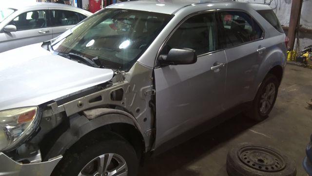 2015 Chevrolet Equinox SILVER Photo 8