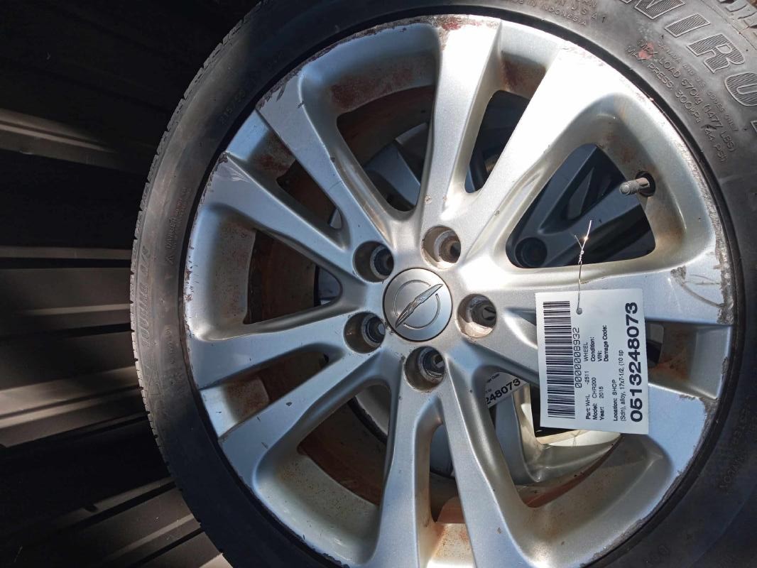 2015 Chrysler 200 GRAY Photo 5