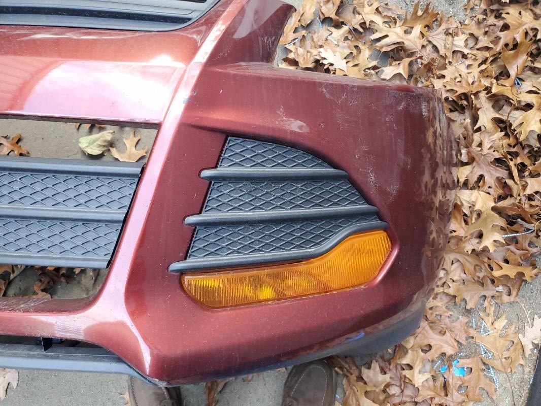 2015 Ford Escape RED Photo 3