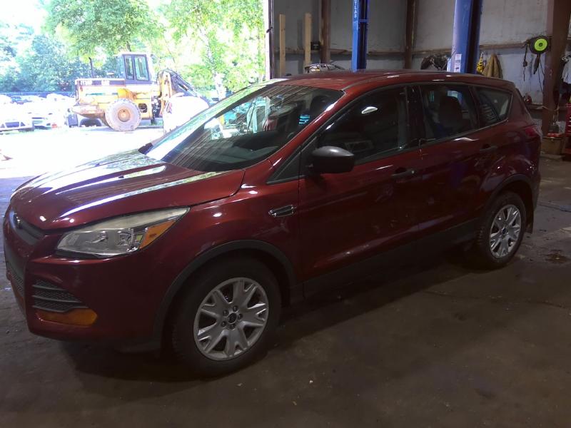2015 Ford Escape RED Photo 9