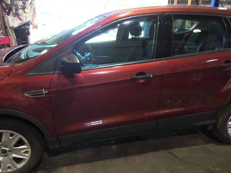 2015 Ford Escape RED Photo 11